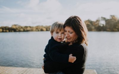 Petersfield Family Photographer // Lakeside Family Session // Toby, Louise + Elliot